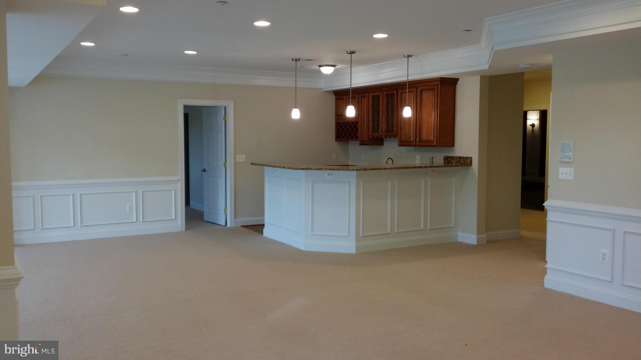 REGENCY ESTATES - Residential