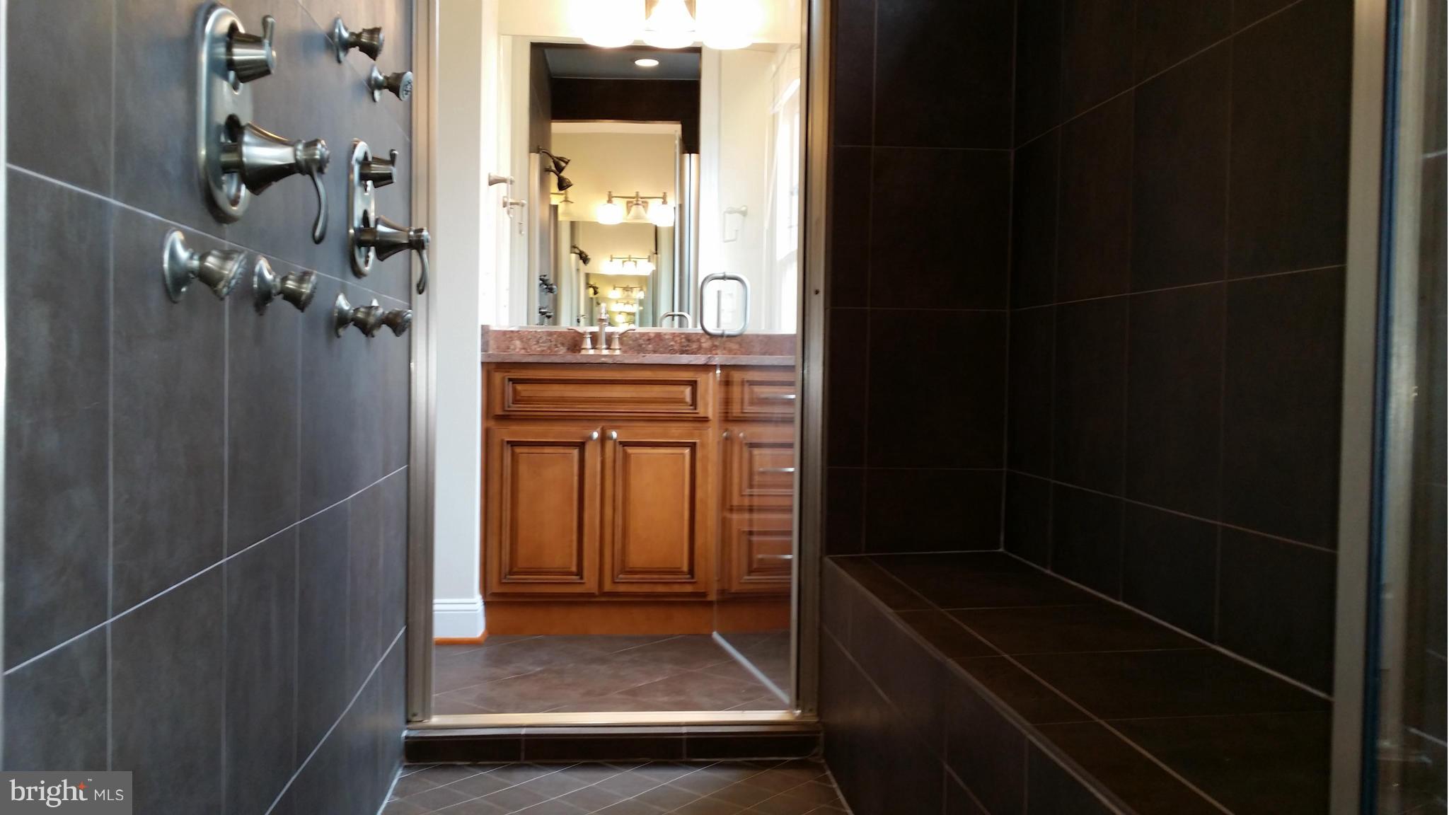 REGENCY ESTATES - Residential