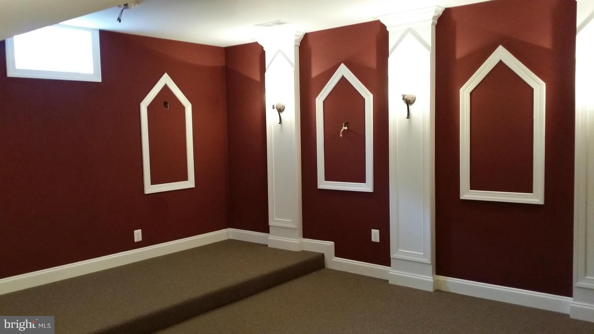 REGENCY ESTATES - Residential