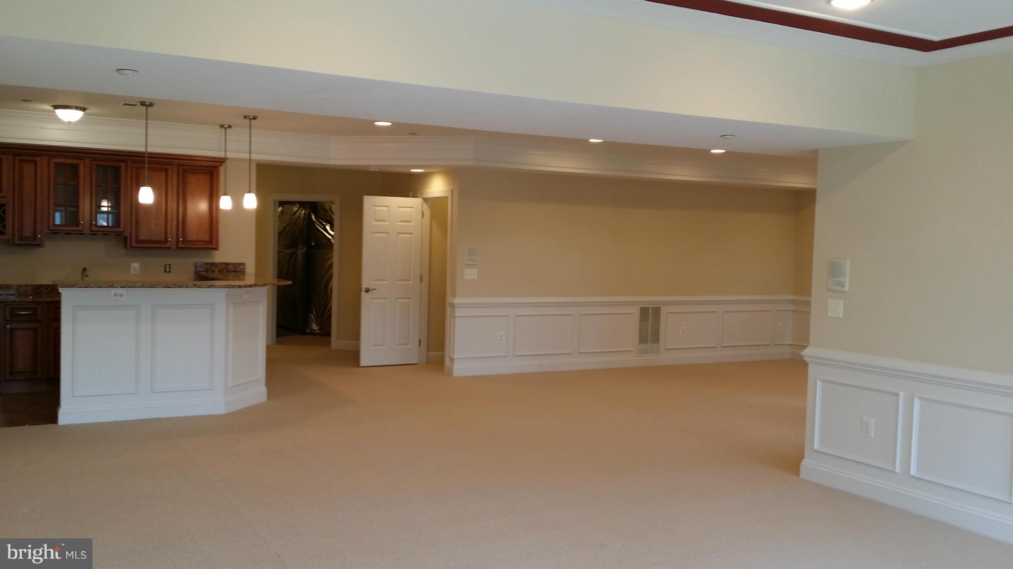 REGENCY ESTATES - Residential