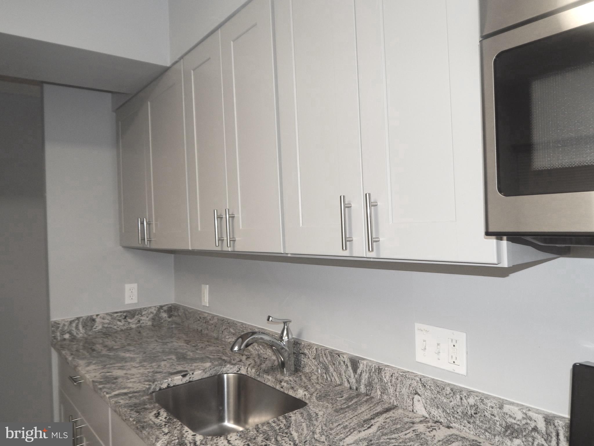 TOWN CENTER - Residential Lease