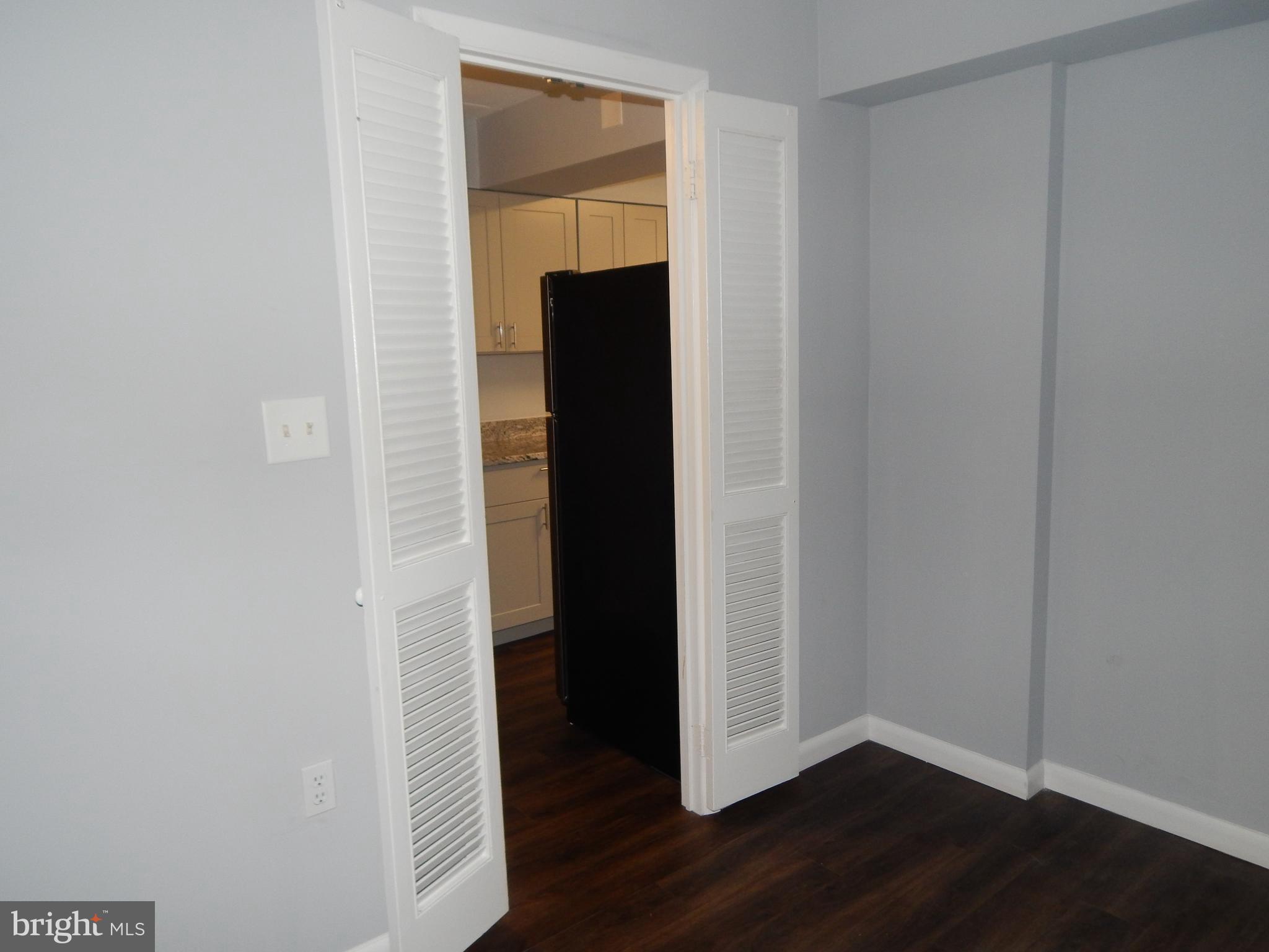 TOWN CENTER - Residential Lease