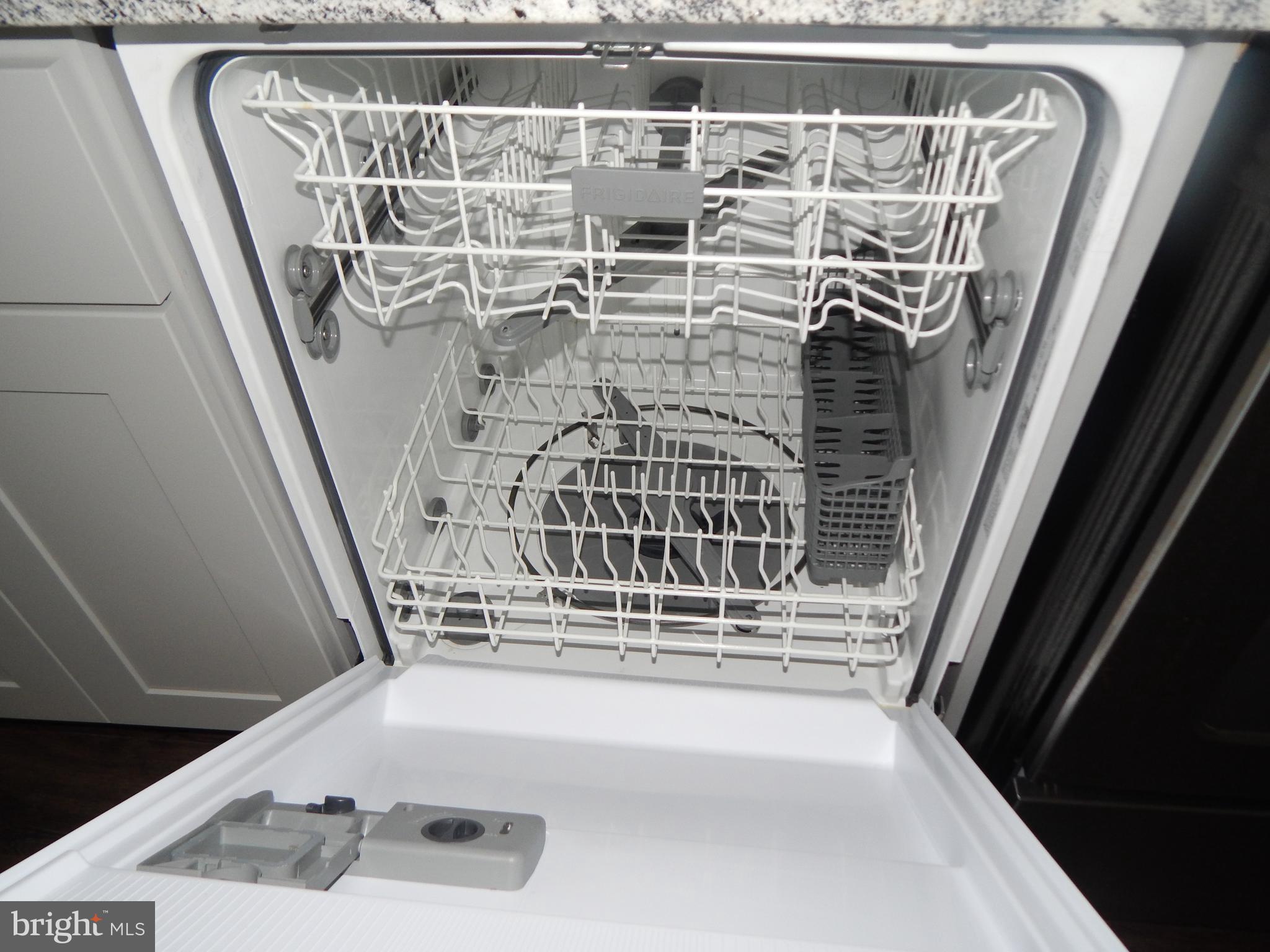 TOWN CENTER - Residential Lease