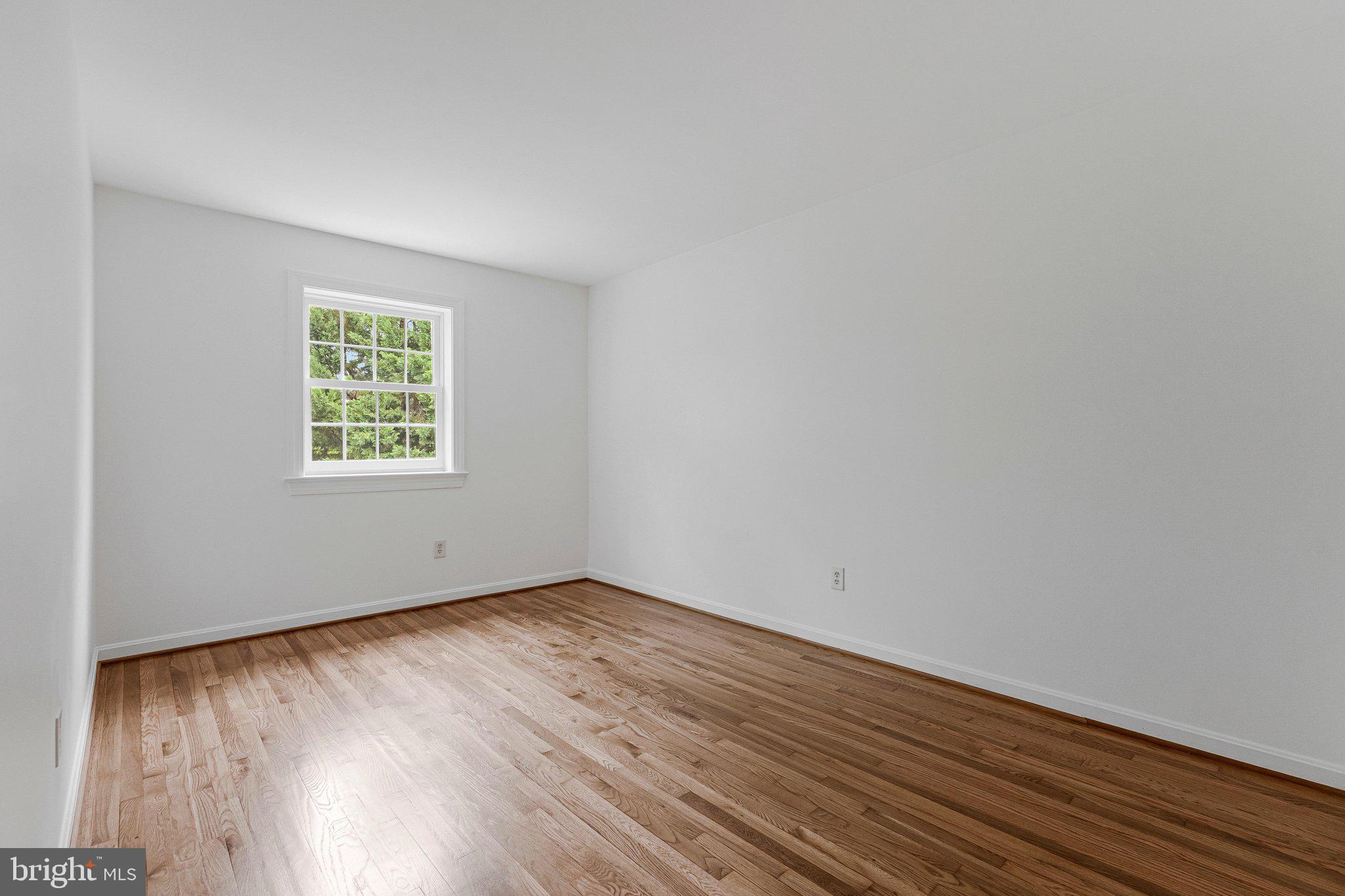 AYRHILL SQUARE - Residential