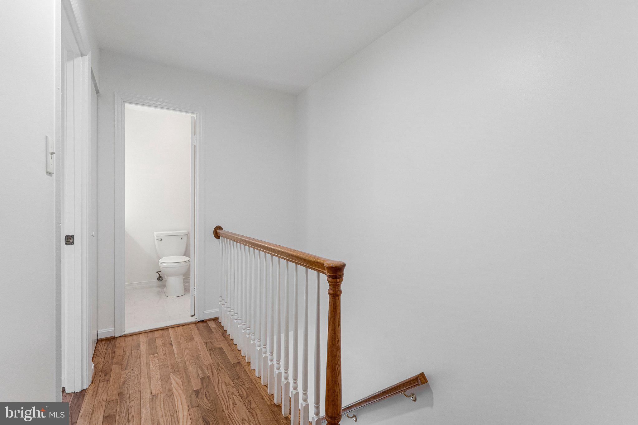 AYRHILL SQUARE - Residential