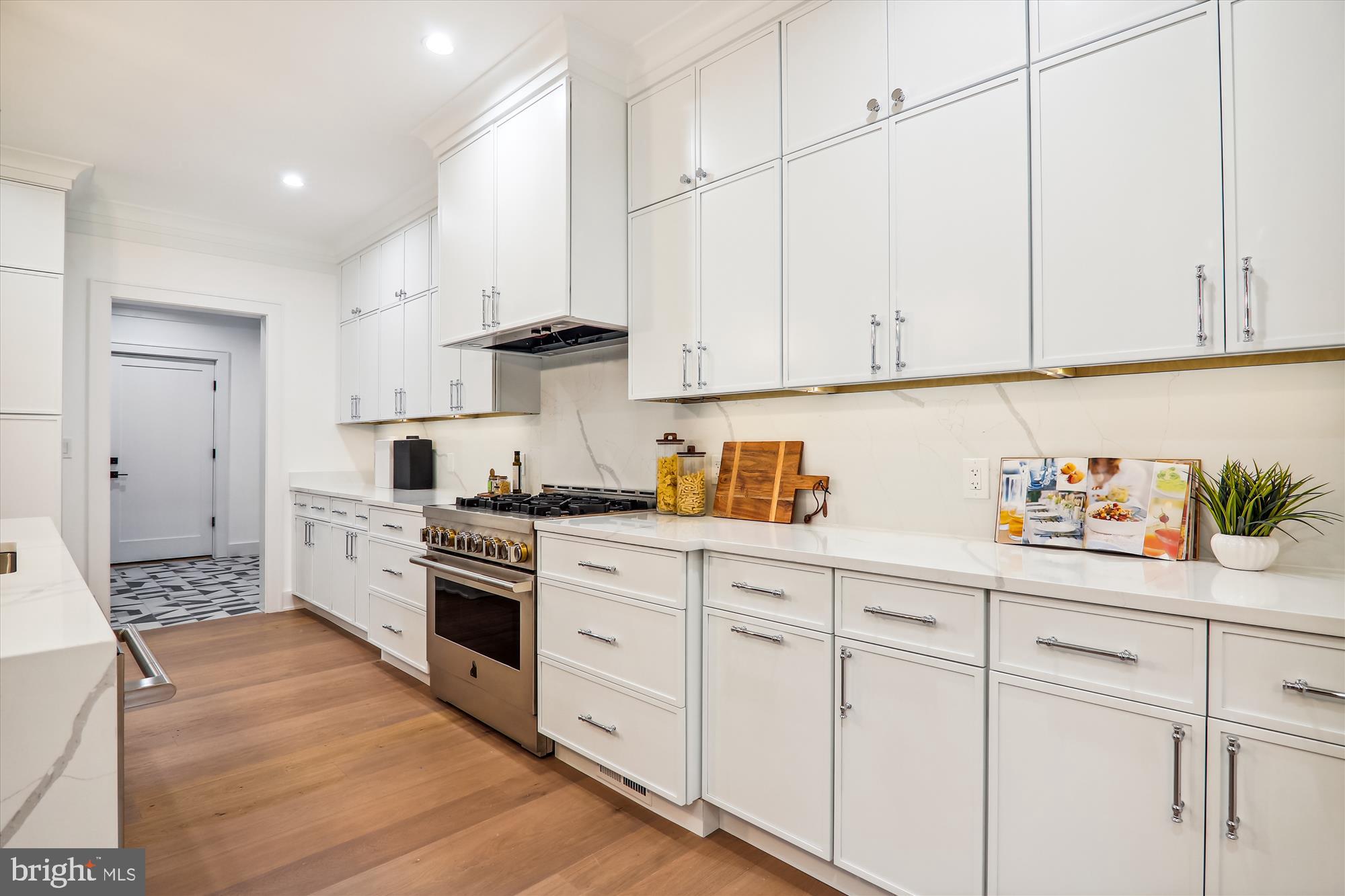 GARRETT PARK ESTATES - Residential