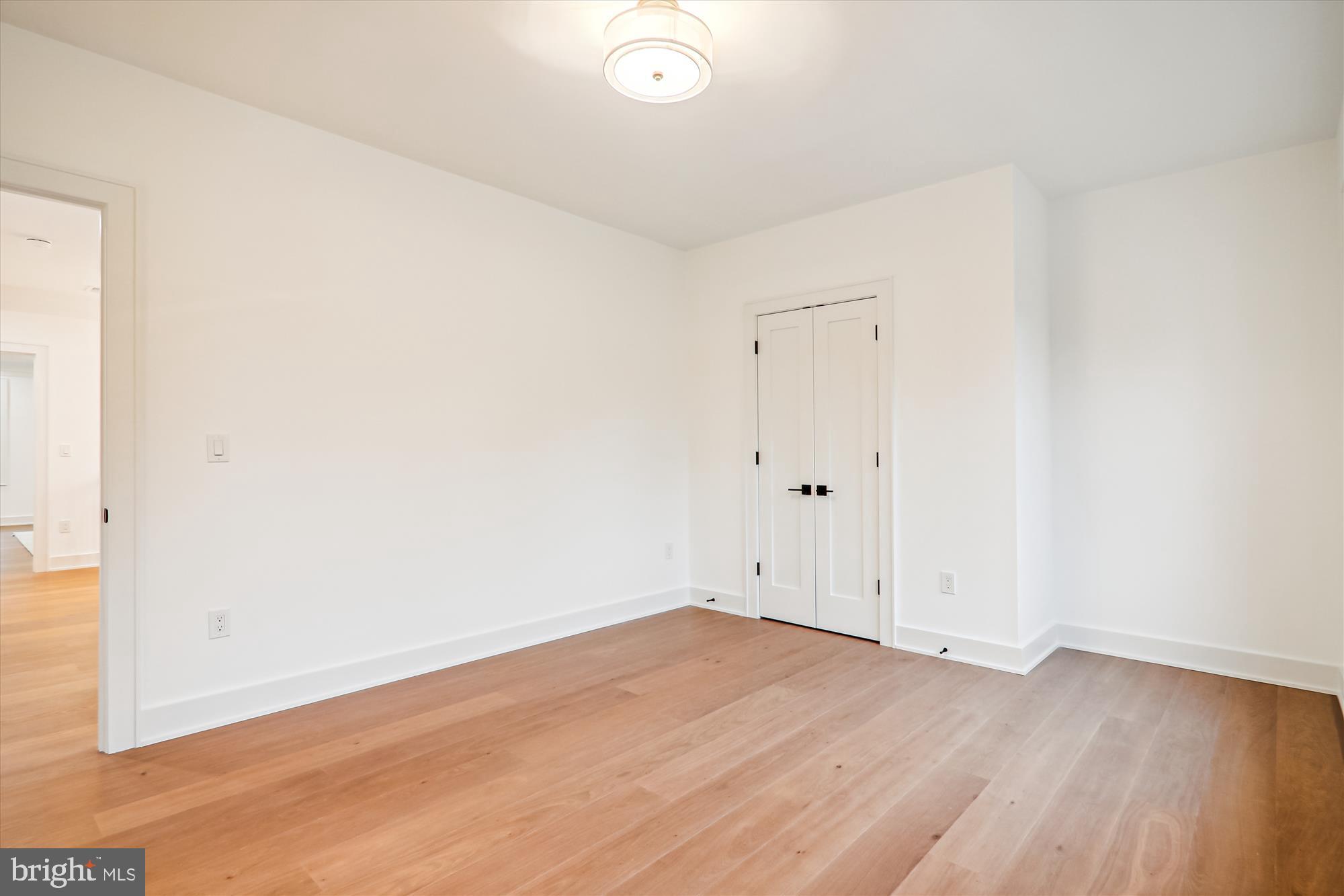 GARRETT PARK ESTATES - Residential