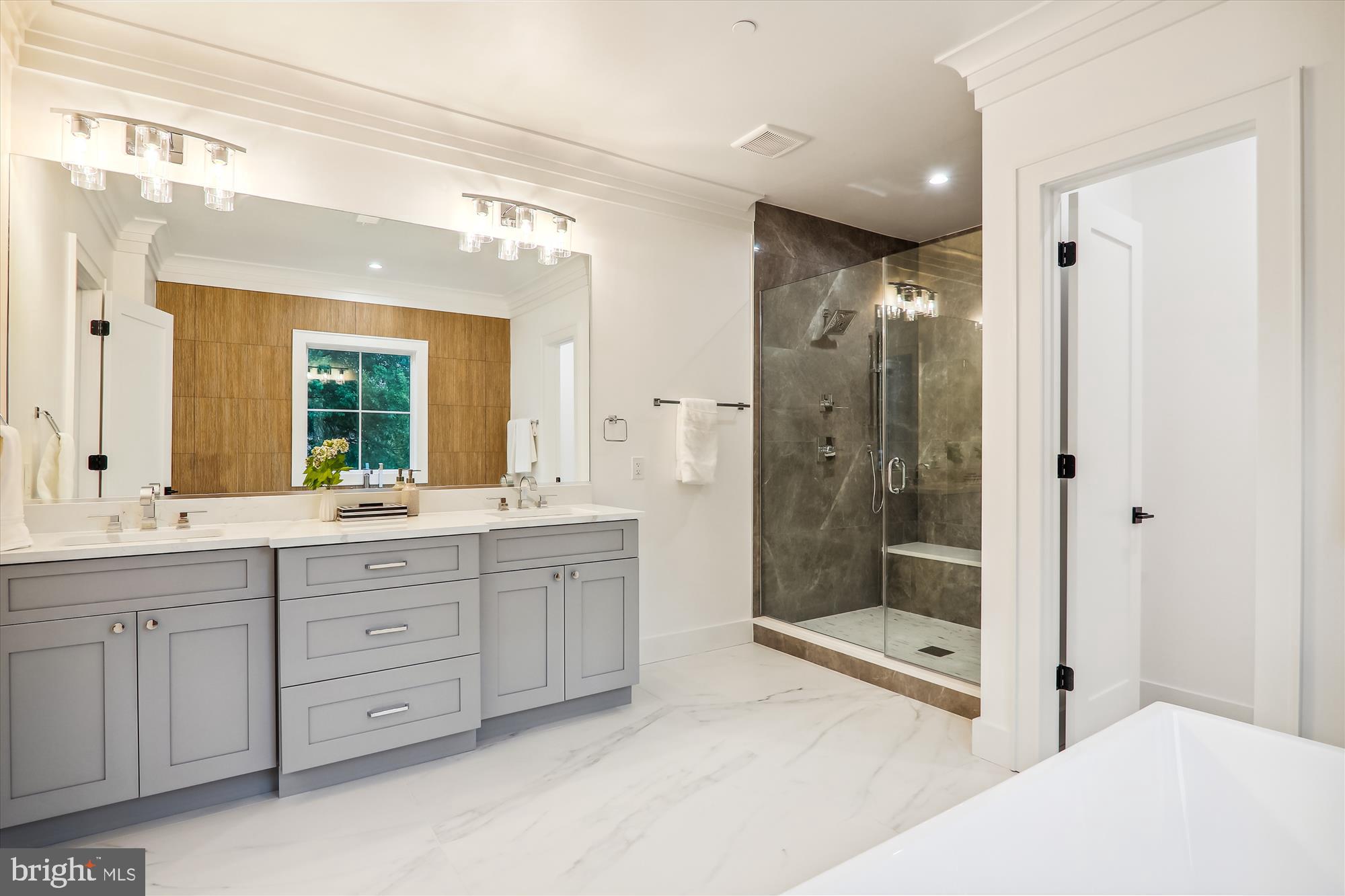 GARRETT PARK ESTATES - Residential