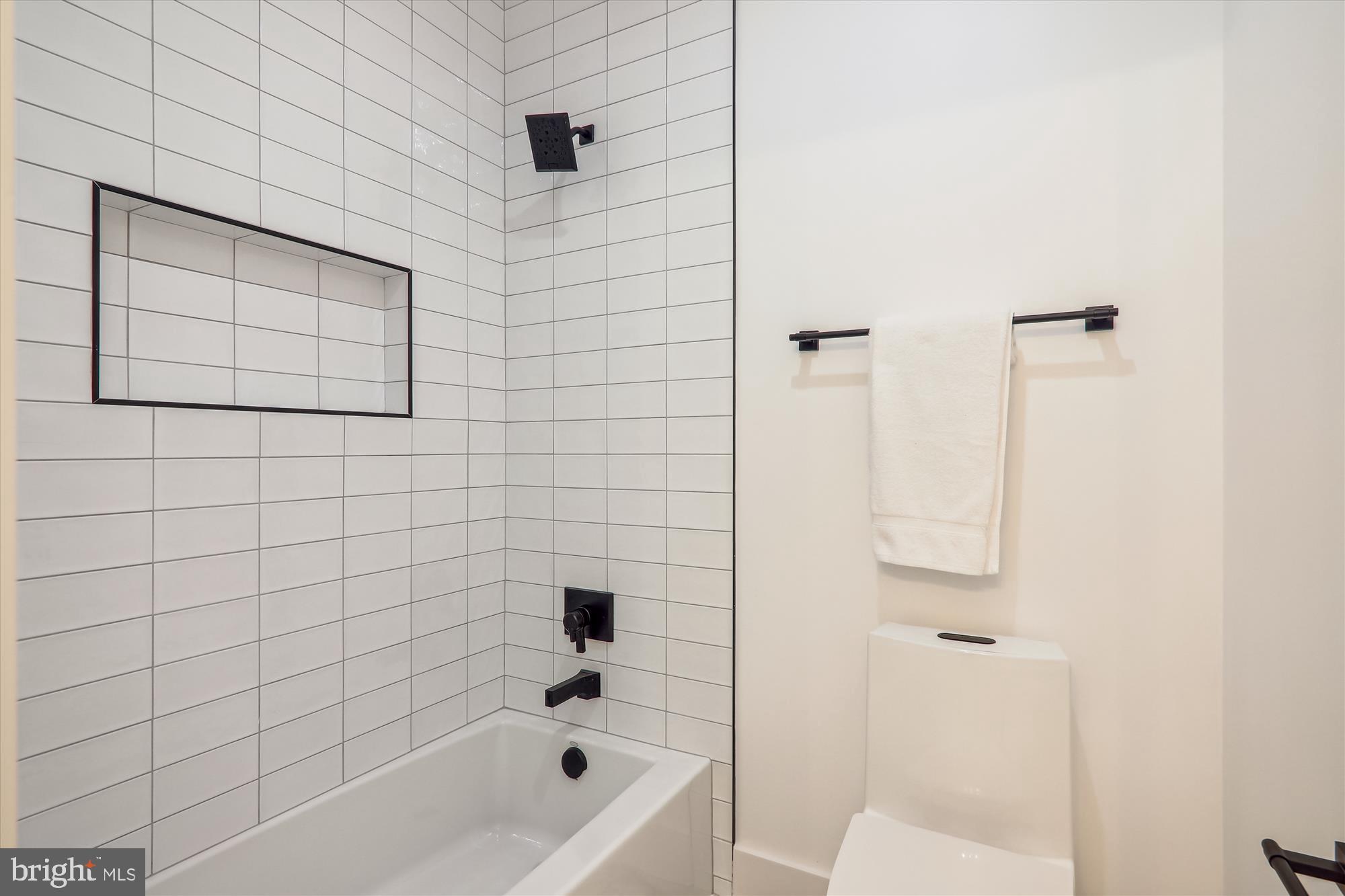 GARRETT PARK ESTATES - Residential