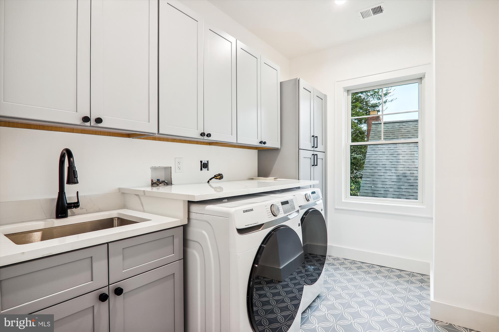 GARRETT PARK ESTATES - Residential