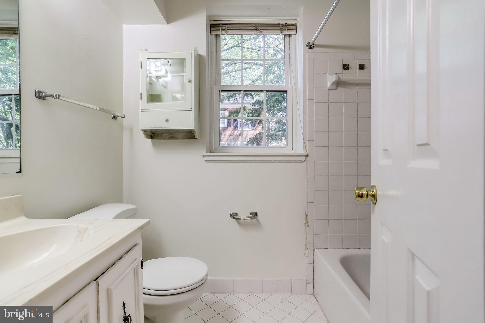 FAIRLINGTON VILLAGES - Residential Lease