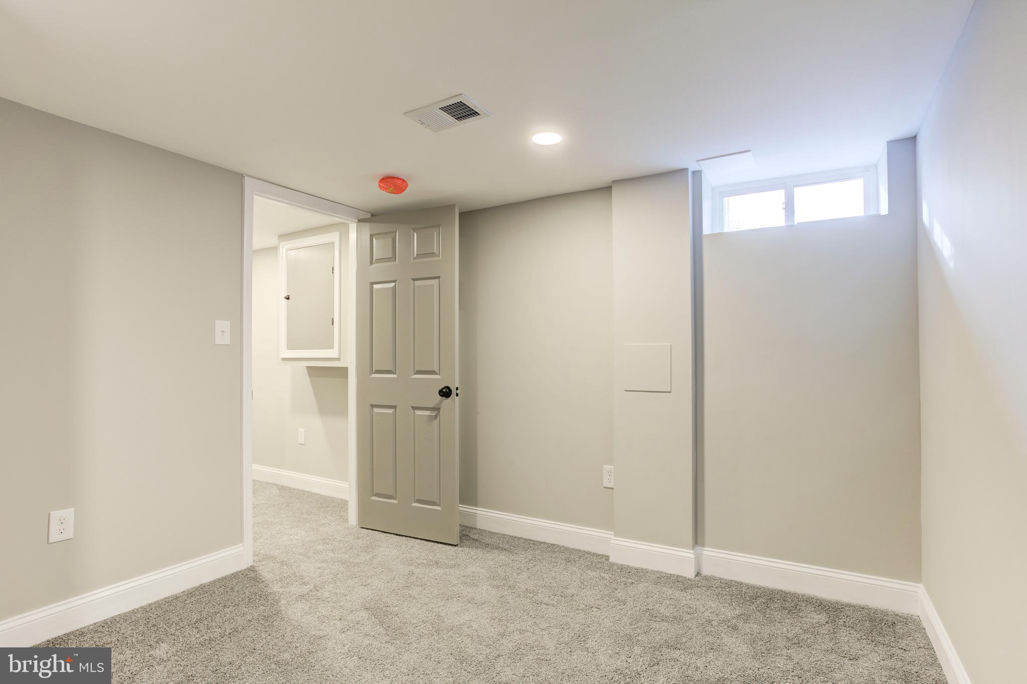 BROOKLYN - Residential