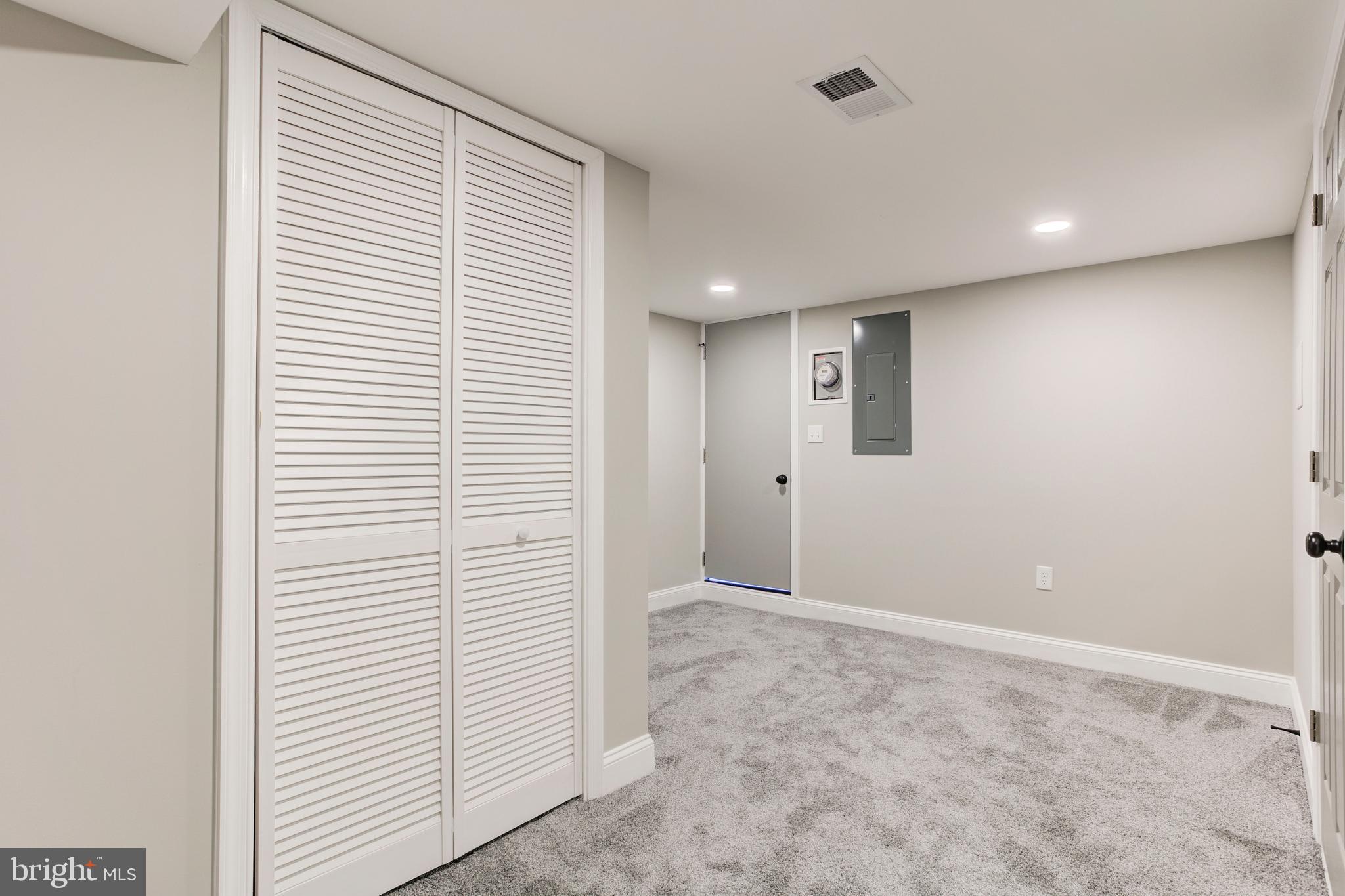 BROOKLYN - Residential