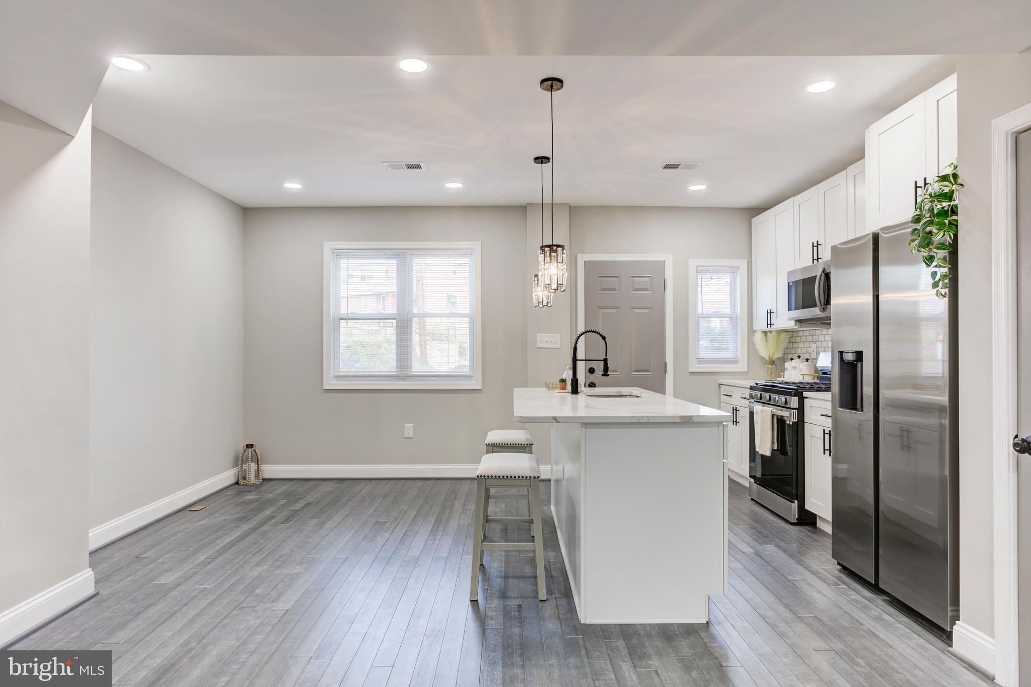 BROOKLYN - Residential