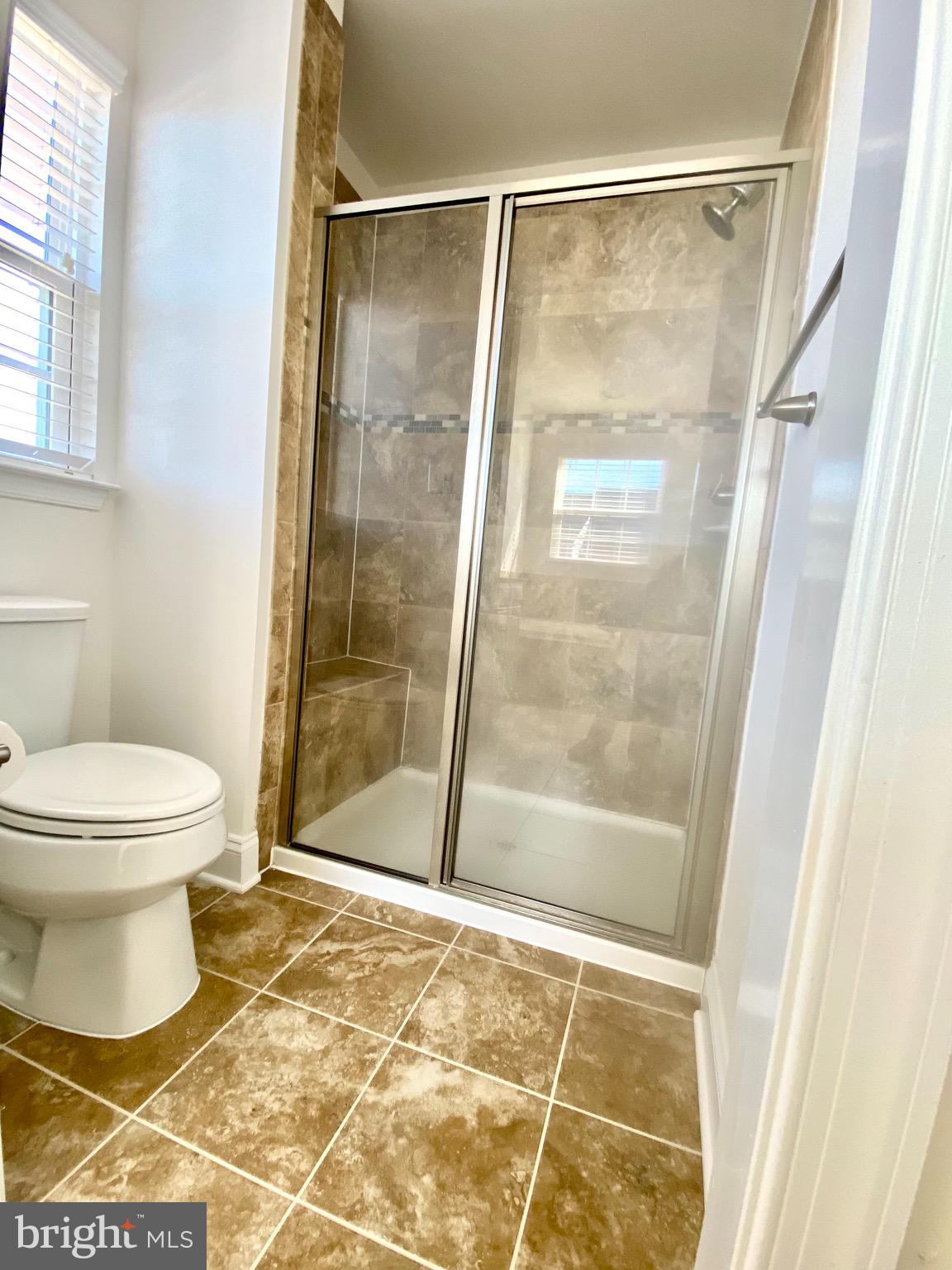 VILLAGE WEST - Residential