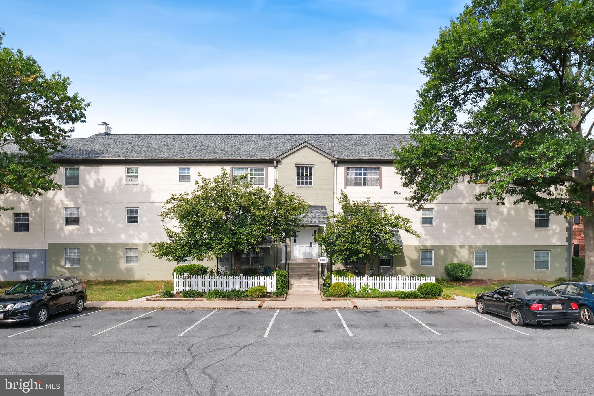 MONTPELIER VILLAGE - Residential