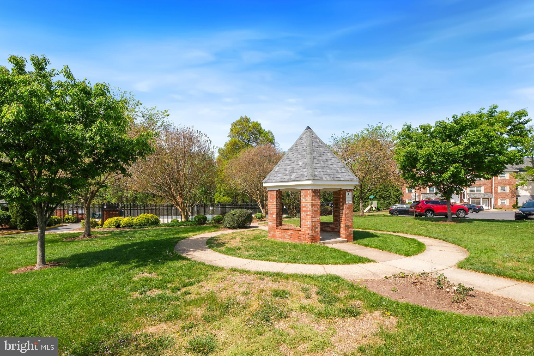 MONTPELIER VILLAGE - Residential