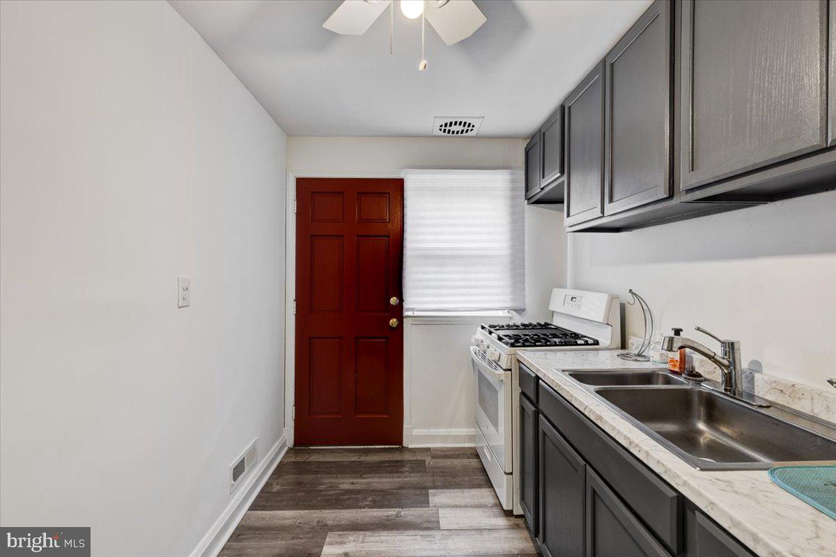 PARKSIDE - Residential