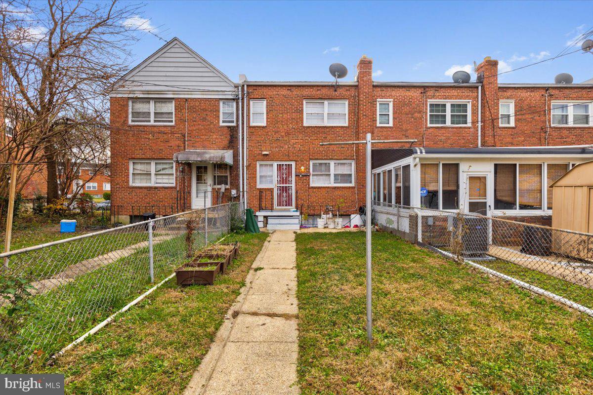 PARKSIDE - Residential