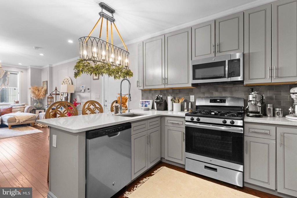 Photo of 1506 N 7th St, PHILADELPHIA, PA 19122 (MLS # PAPH2577390)