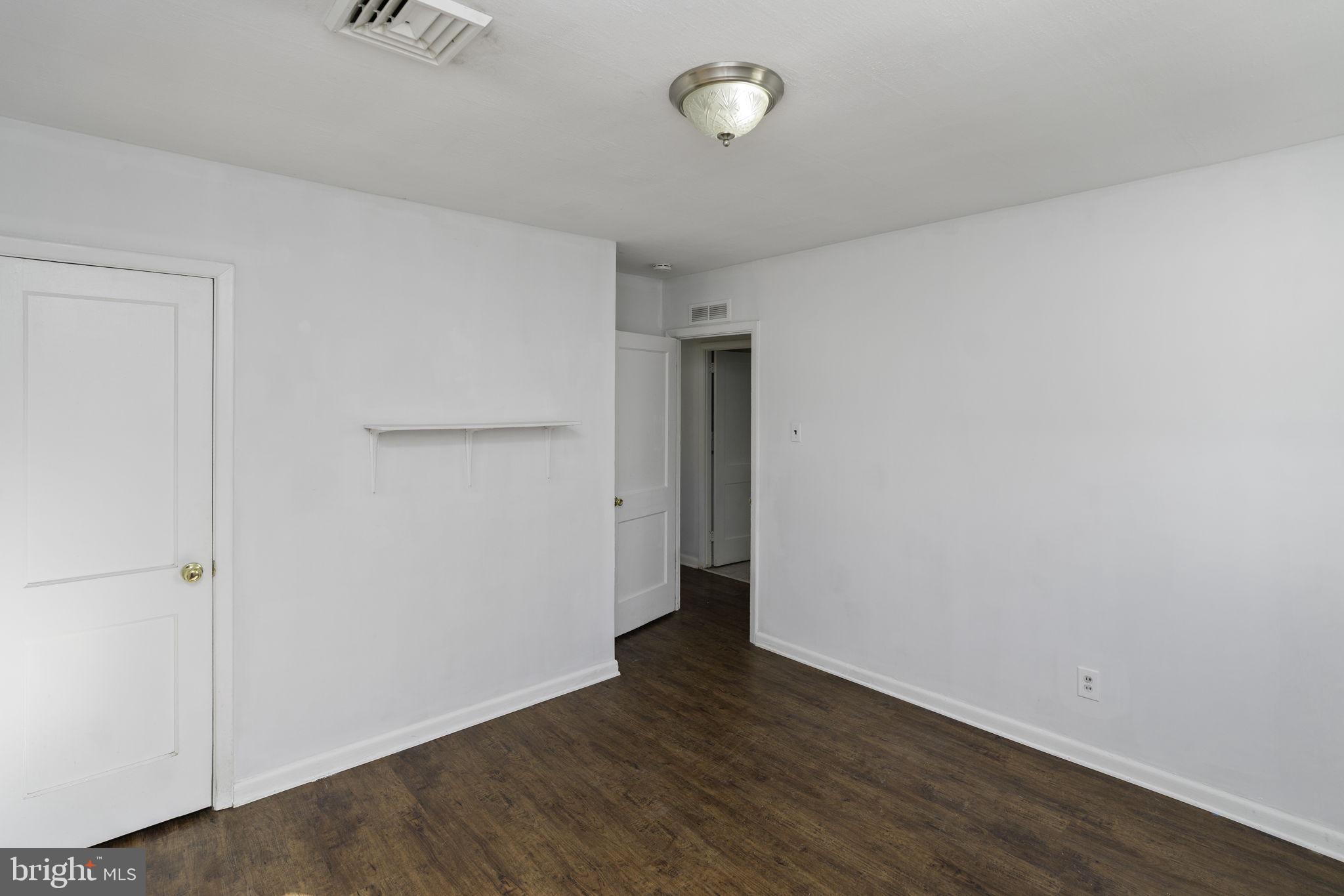 NOTTINGHAM VIL - Residential