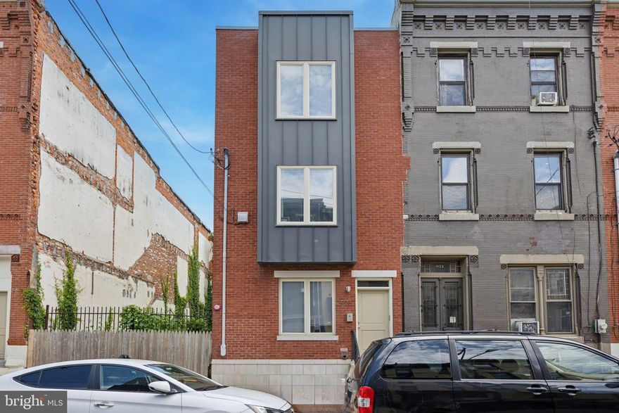 Fantastic investment opportunity, a 4-unit apartment building in the heart of Fairmount. Built in 2014, the property features new kitchens with stainless steel appliances, granite counters & new cabinets; tile surround baths; new flooring throughout; and all new systems. The unit mix consists of (1) 2 bed/ 2 bath unit and (3) 1 bed/ 1 bath units, all of which have w/d in unit, outdoor areas, and are self-contained. The property is ideal for investors and owner occupants and provides a value-add opportunity as there is room to increase the rents. Located in the Fairmount
section of Philadelphia, the site is in a very desirable area with easy access to Center City, the Art Museum, I-676, and public transportation via the Broad St line and many bus routes. Over the past couple of years Fairmount has experienced a tremendous amount of development, with new apartments and new retailers coming to the bustling
commercial corridors of N. Broad St., Spring Garden St., and Fairmount Ave.