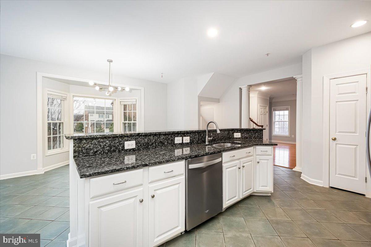 VILLAGES OF URBANA - Residential Lease