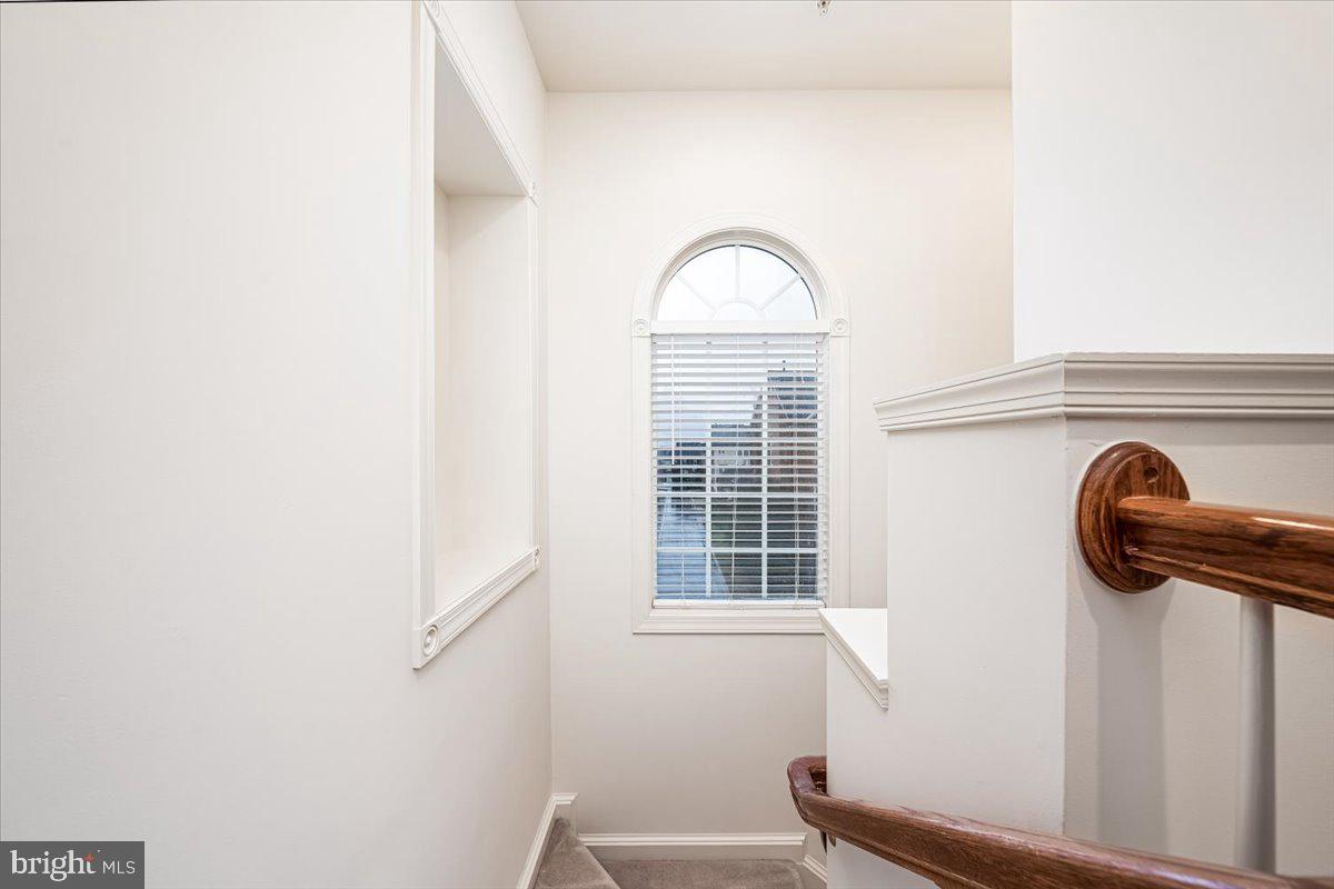 VILLAGES OF URBANA - Residential Lease