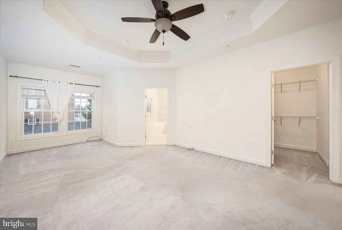 VILLAGES OF URBANA - Residential Lease