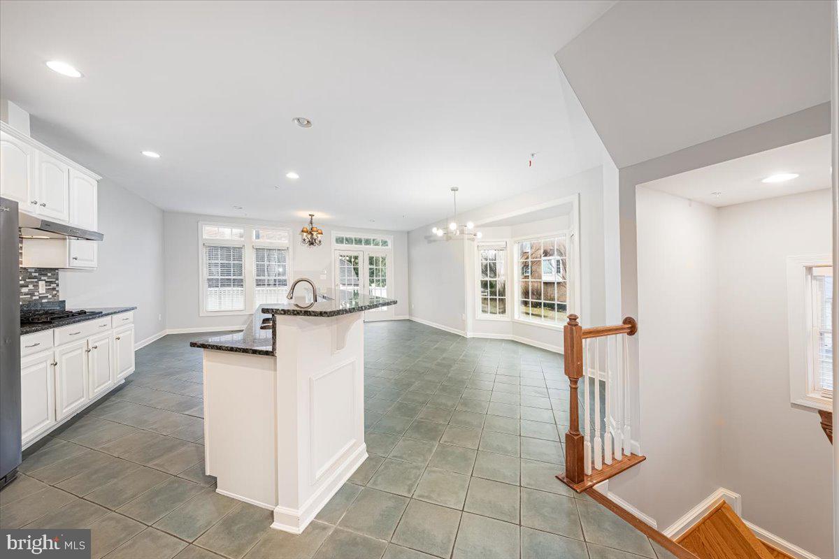 VILLAGES OF URBANA - Residential Lease