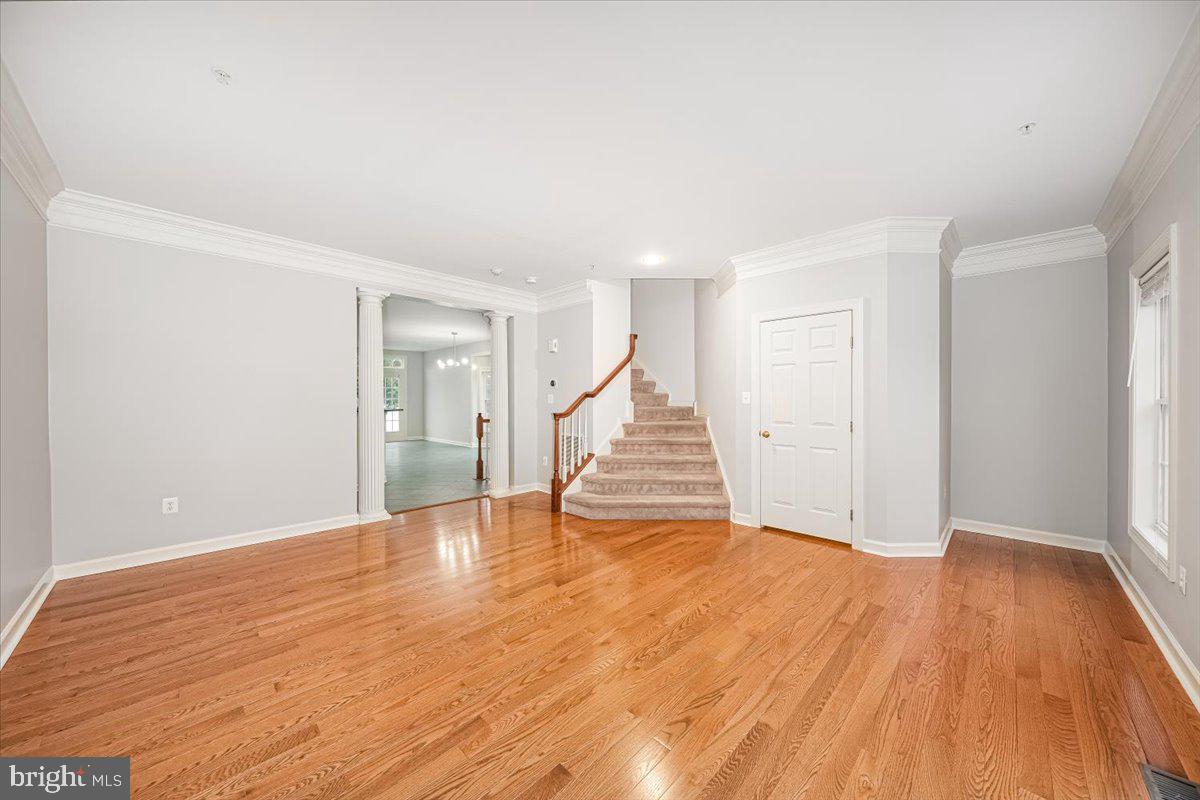 VILLAGES OF URBANA - Residential Lease