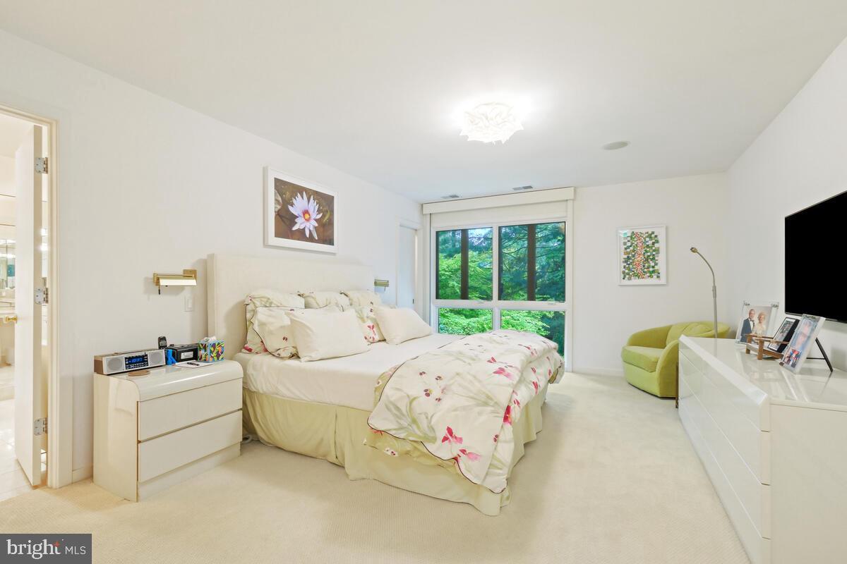 LUXMANOR - Residential