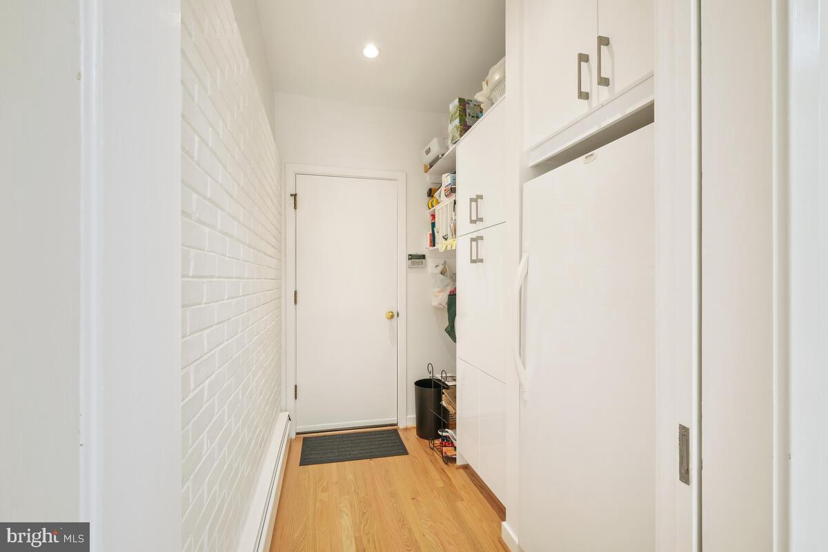 LUXMANOR - Residential