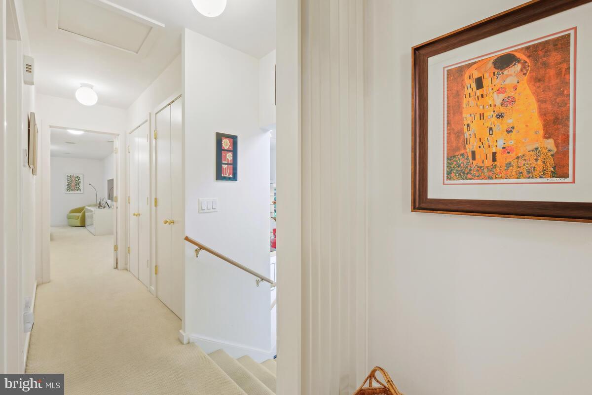 LUXMANOR - Residential