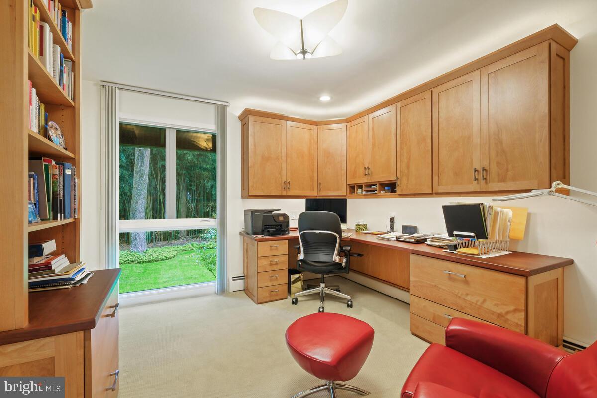 LUXMANOR - Residential