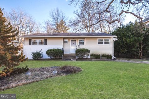 601 DELANO DRIVE SE VIENNA VA 22180