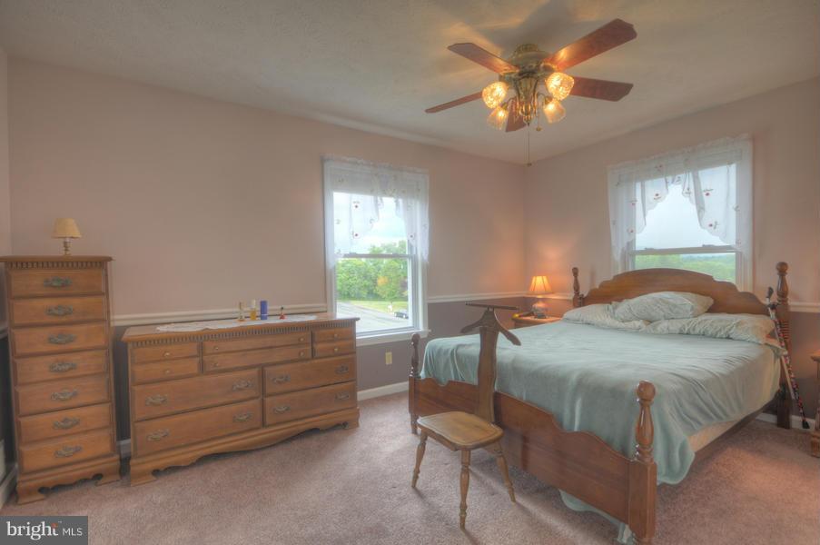 RIVERVIEW - Residential