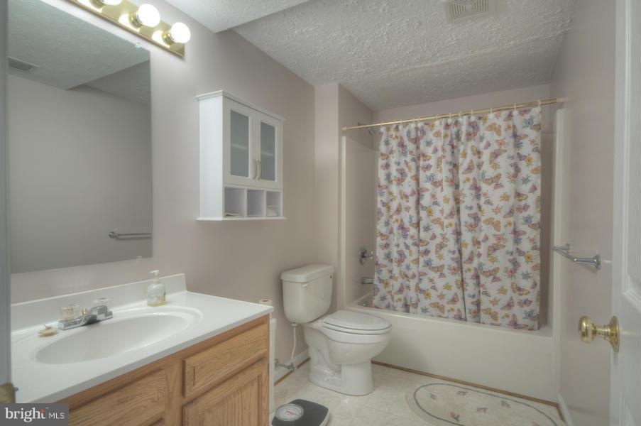 RIVERVIEW - Residential