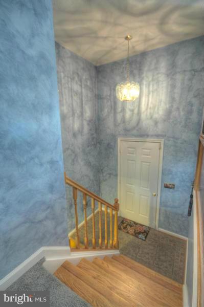 RIVERVIEW - Residential