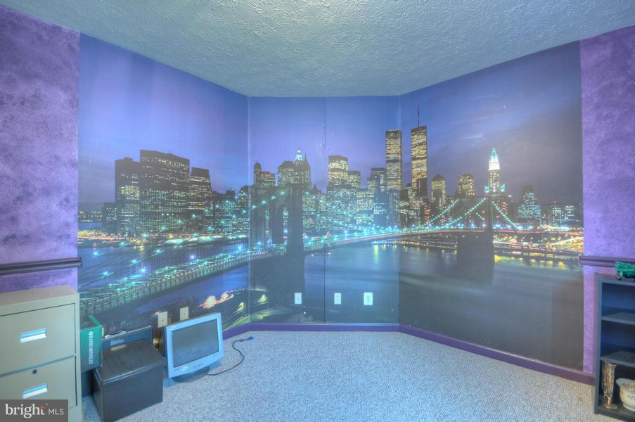 RIVERVIEW - Residential