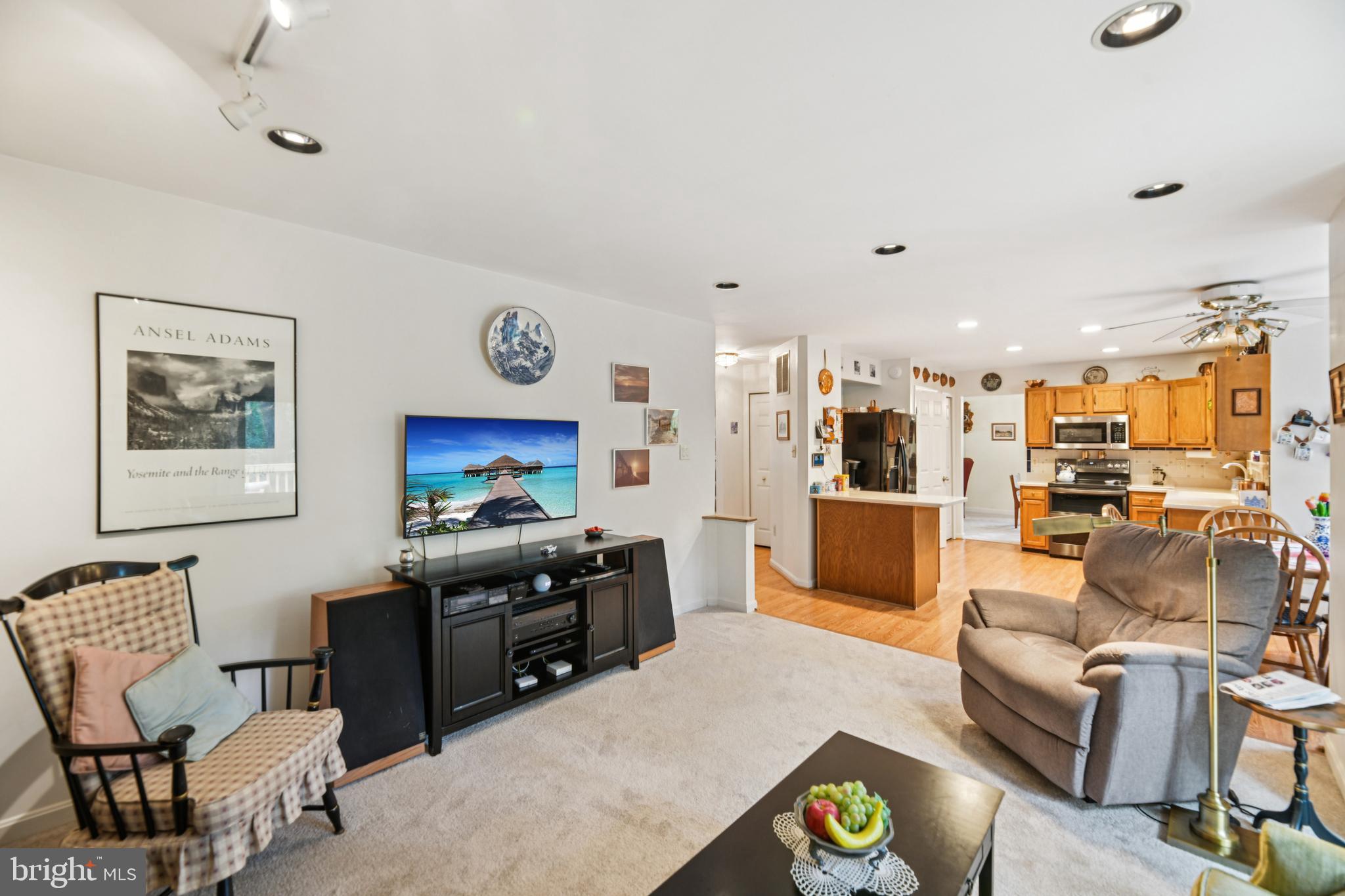 11809 WANDERING OAK WAY