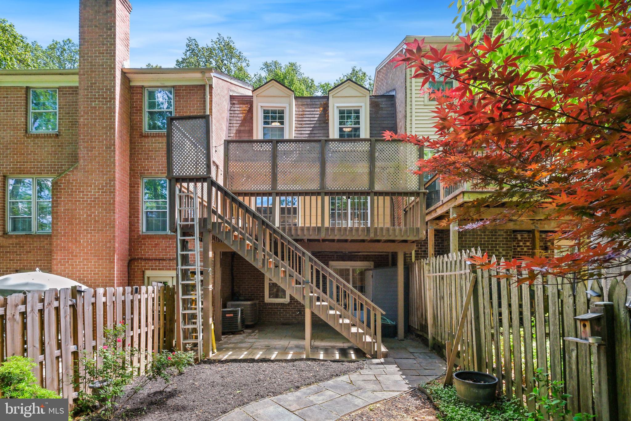 STRATTON COMMONS - Residential