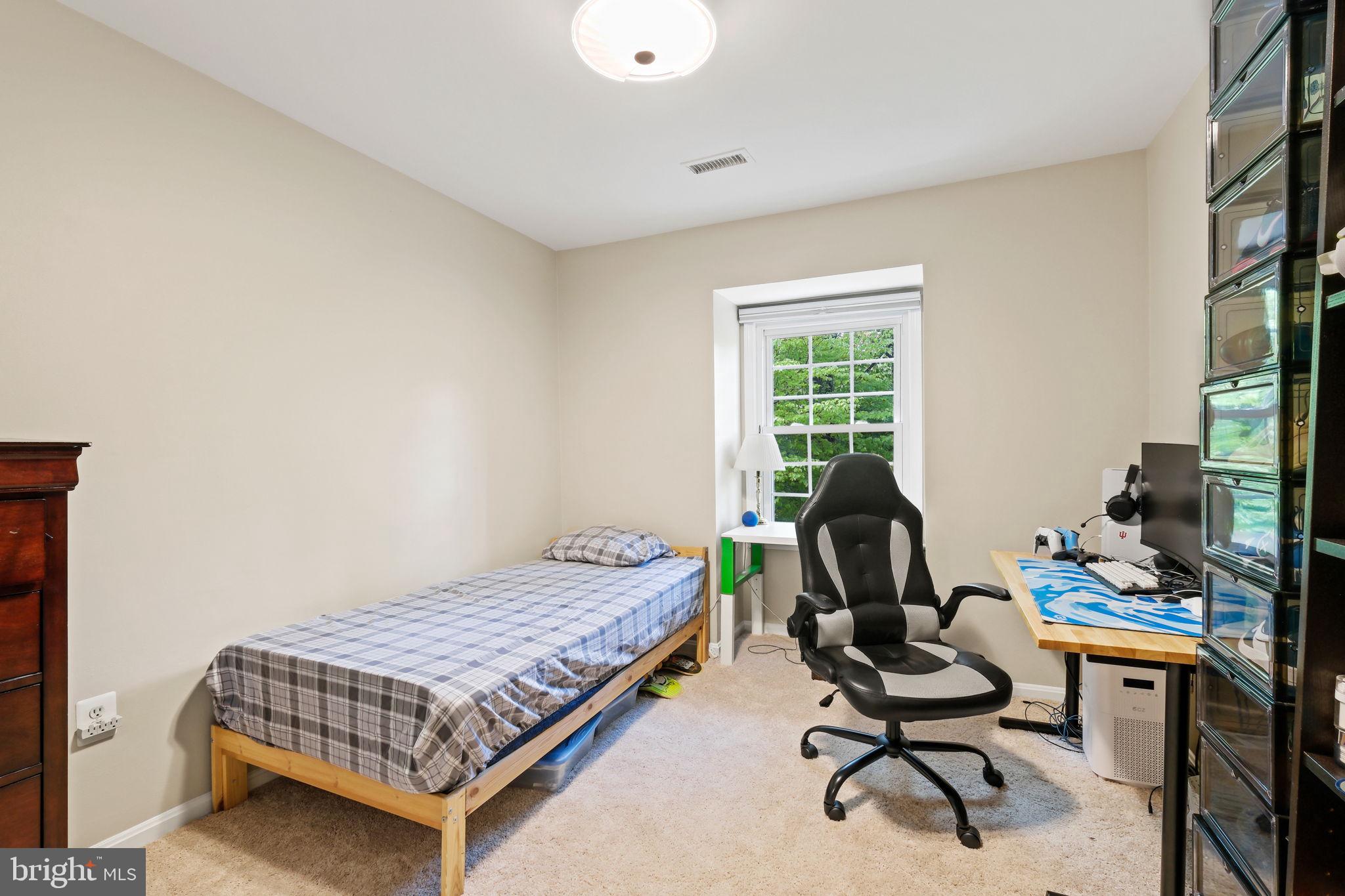 STRATTON COMMONS - Residential