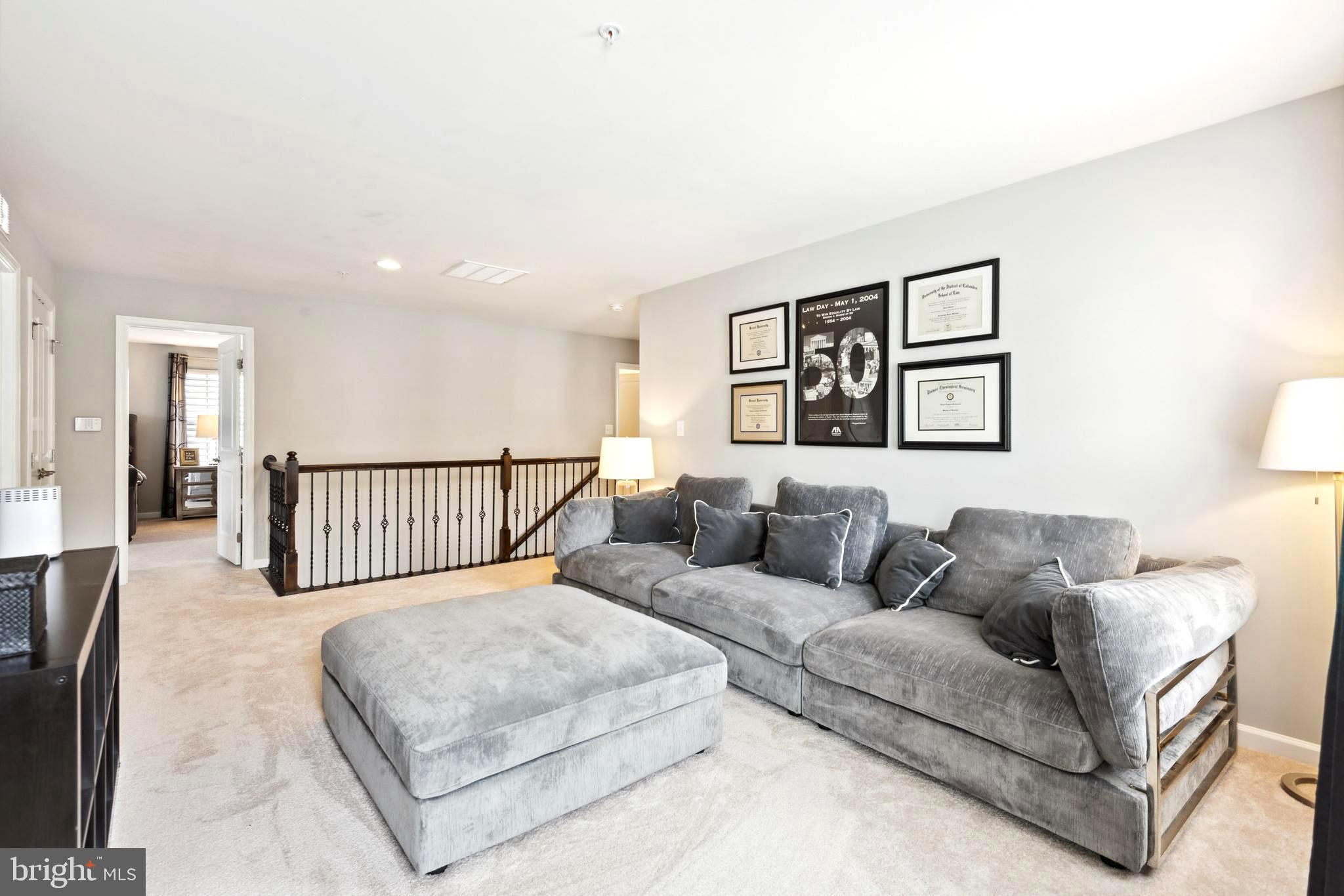 FAIRWOOD - Residential