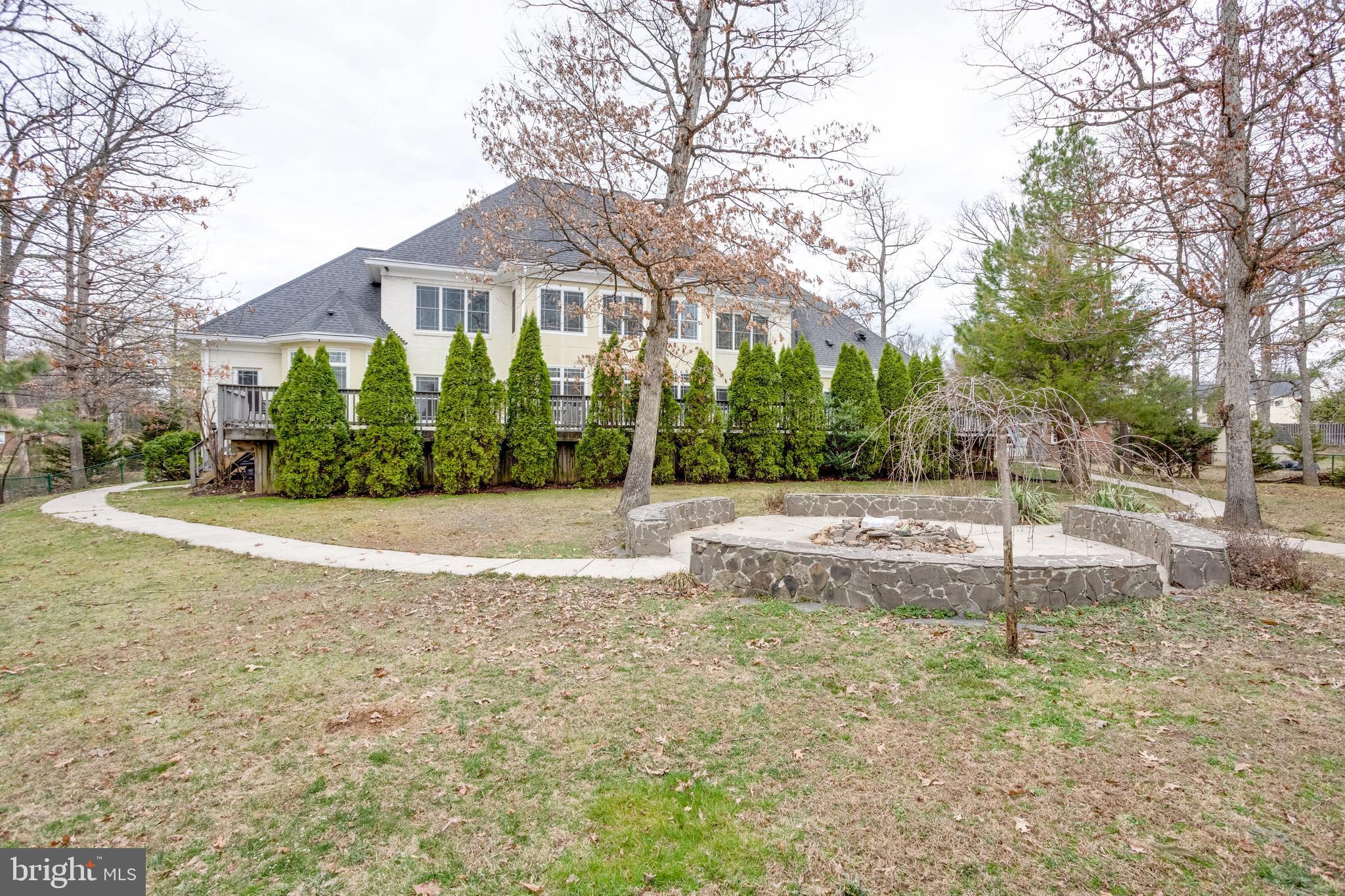 PINE RIDGE - Residential