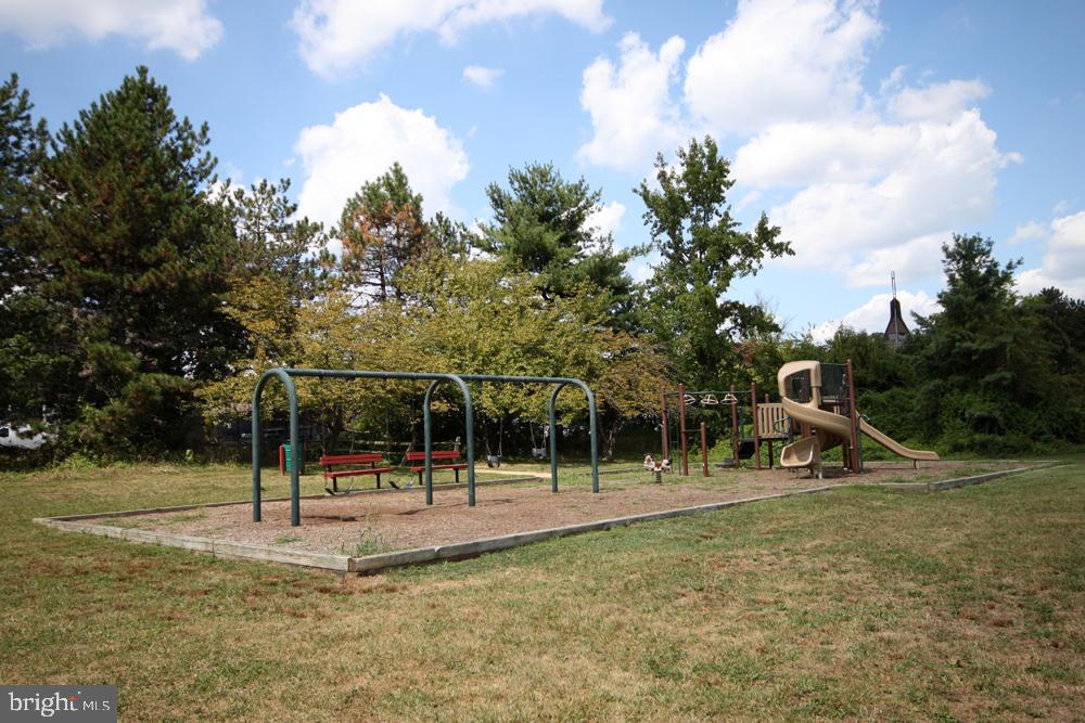 PINE RIDGE - Residential