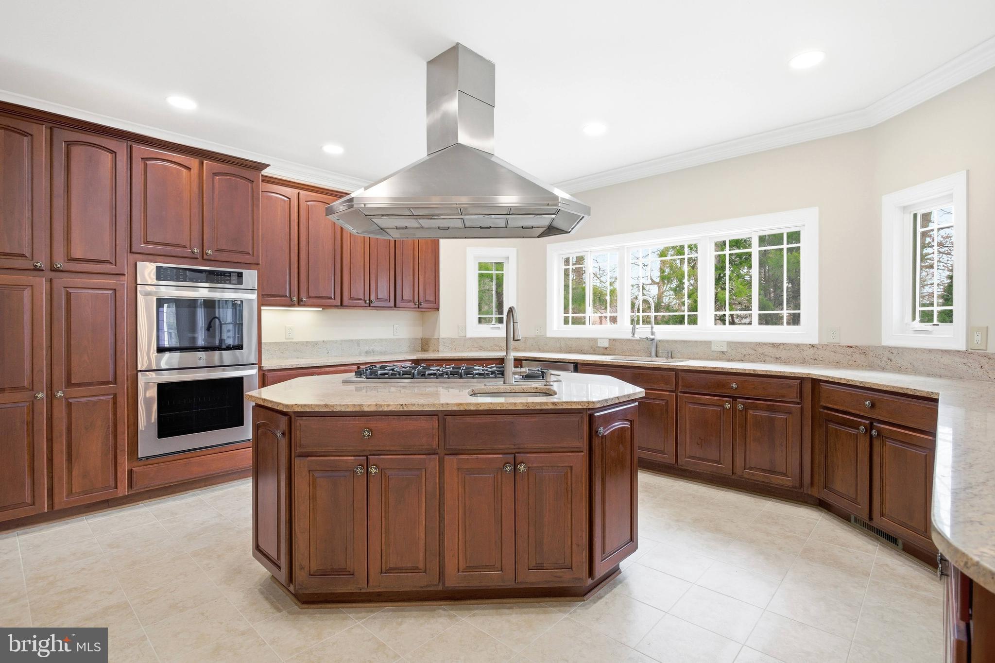 PINE RIDGE - Residential