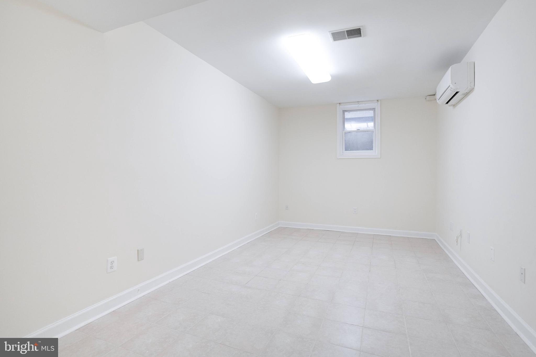 PINE RIDGE - Residential