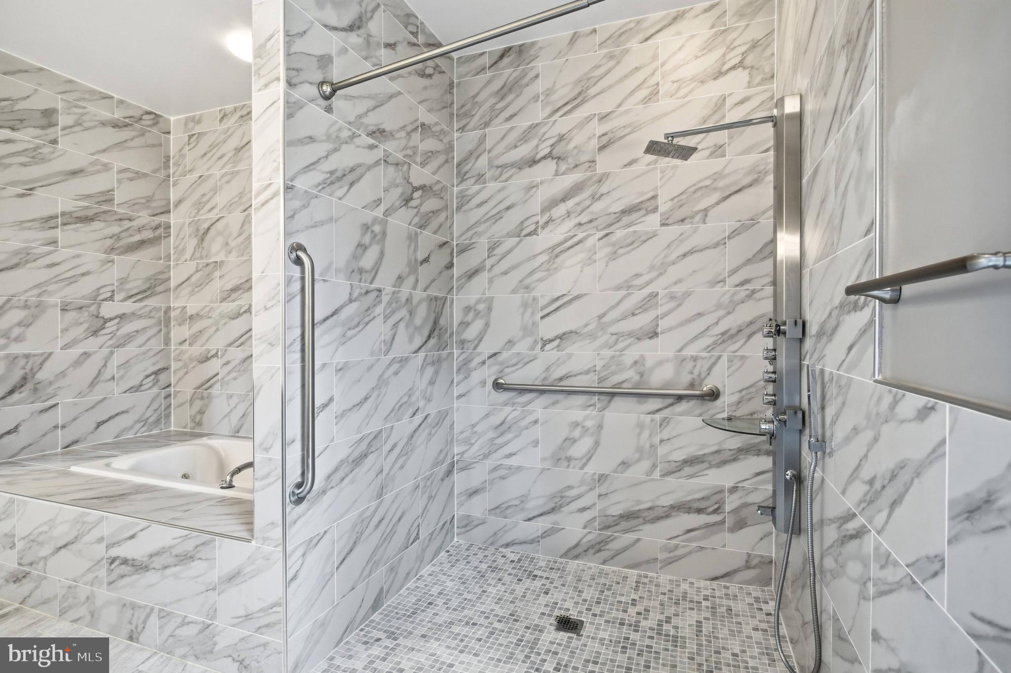 PINE RIDGE - Residential