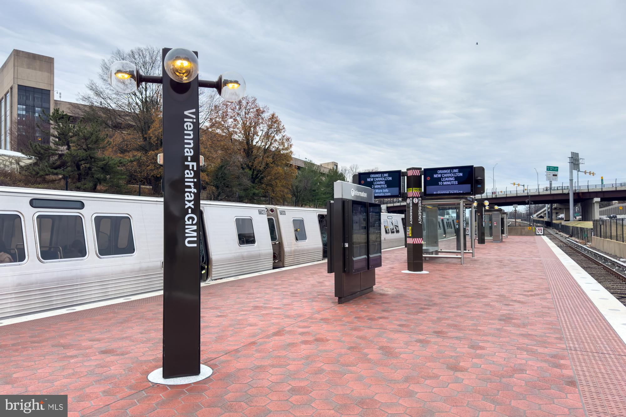 PINE RIDGE - Residential